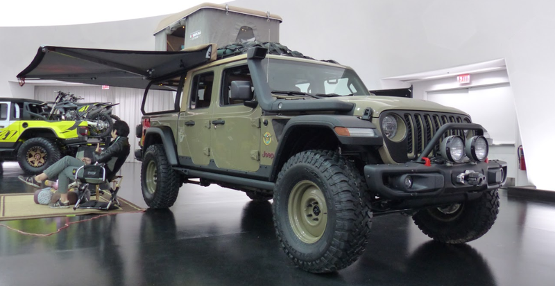 Illustration for article titled The Jeep Wayout Concept Is a 2020 Jeep Gladiator Turned Into an Overlanding Beast